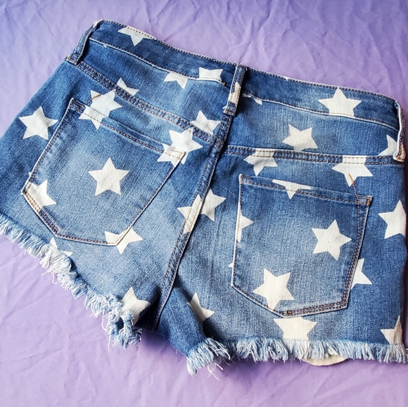 3 Jean Shorts - Picture 9 of 14